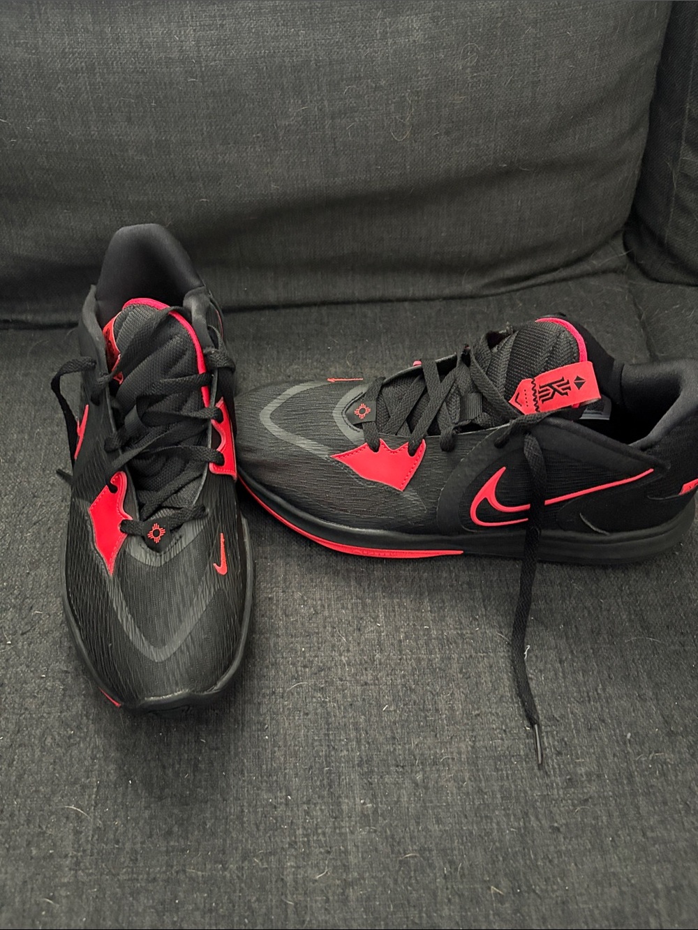 Nike Men’s Black Athletic Shoes with Red Accents